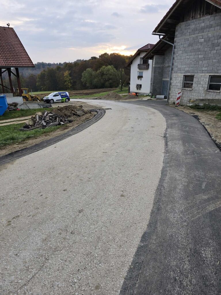 Oskrba s pitno vodo – Dograditev vodovoda na območju šola / Industrijska cona v Občini Dobje