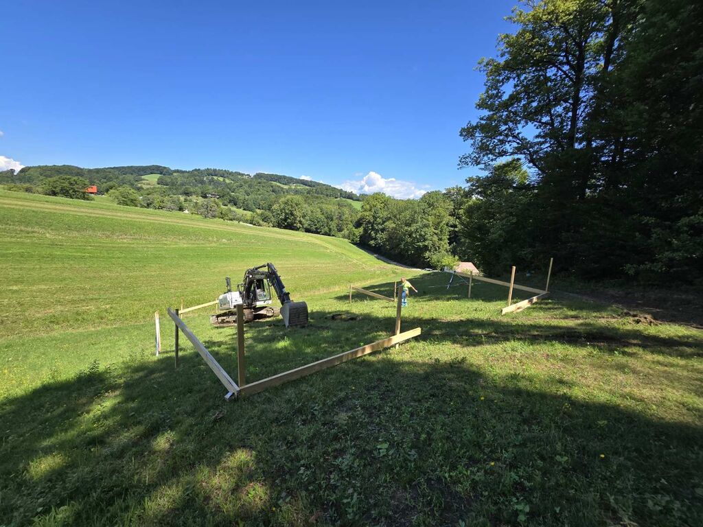 Oskrba s pitno vodo – Dograditev vodovoda na območju šola / Industrijska cona v Občini Dobje