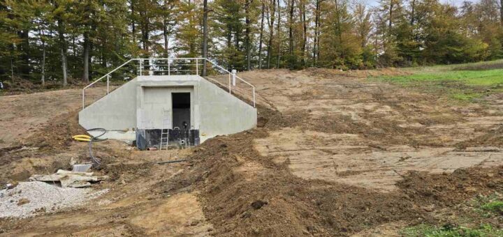 Oskrba s pitno vodo – Dograditev vodovoda na območju šola / Industrijska cona v Občini Dobje