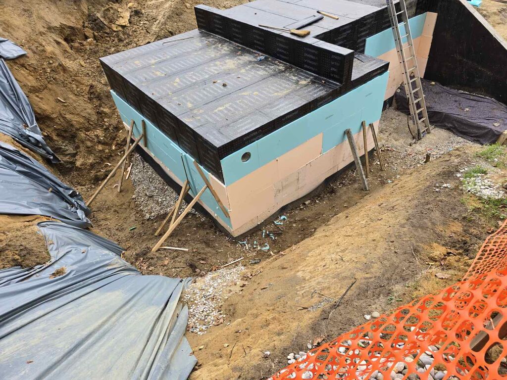 Oskrba s pitno vodo – Dograditev vodovoda na območju šola / Industrijska cona v Občini Dobje